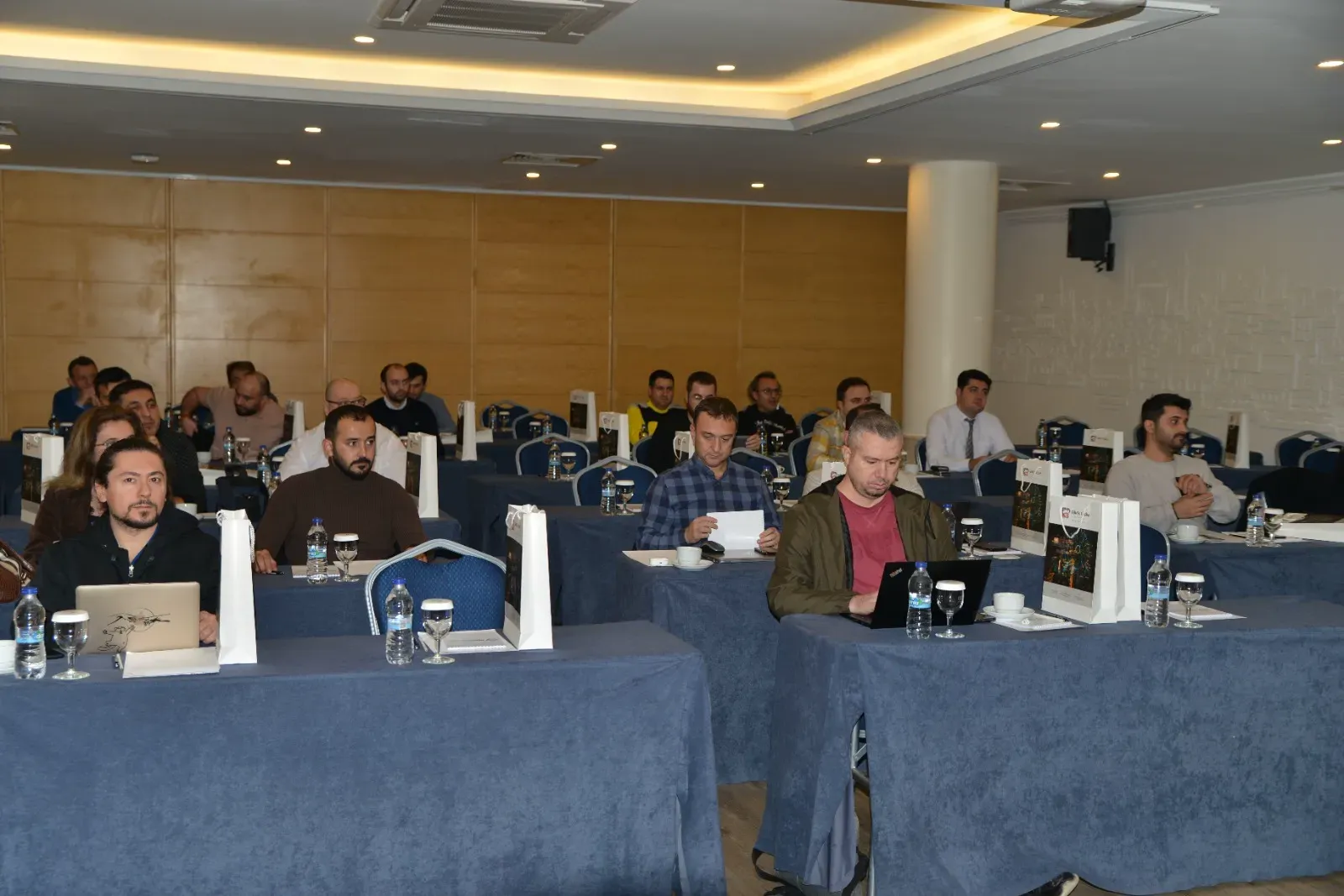 İstanbul Topkapı HolidayInn Hotel'de BT Liderleriyle Bir Araya Geldik!
